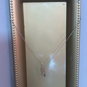 necklace hug couples valentine’s